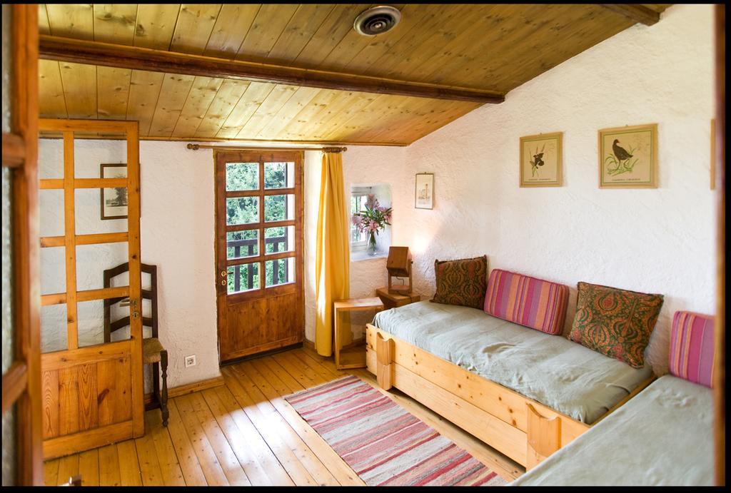 Agriturismo Famiglia Al Castello Di Bagnolo Bagnolo Piemonte 객실 사진