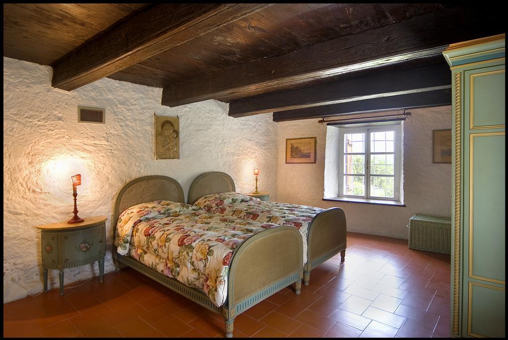 Agriturismo Famiglia Al Castello Di Bagnolo Bagnolo Piemonte 객실 사진