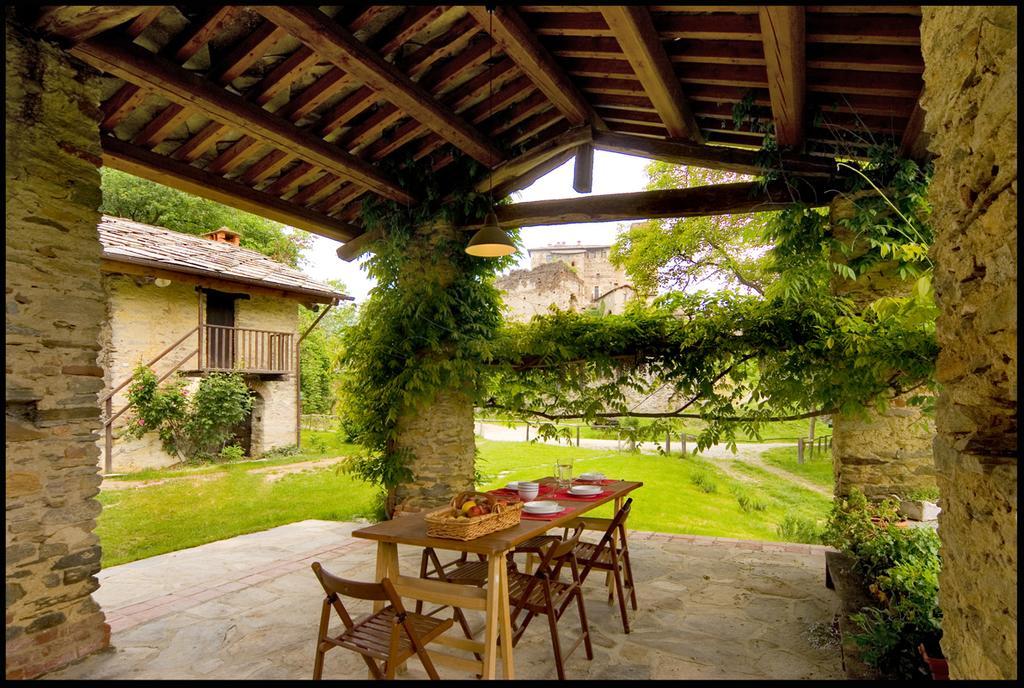 Agriturismo Famiglia Al Castello Di Bagnolo Bagnolo Piemonte 객실 사진