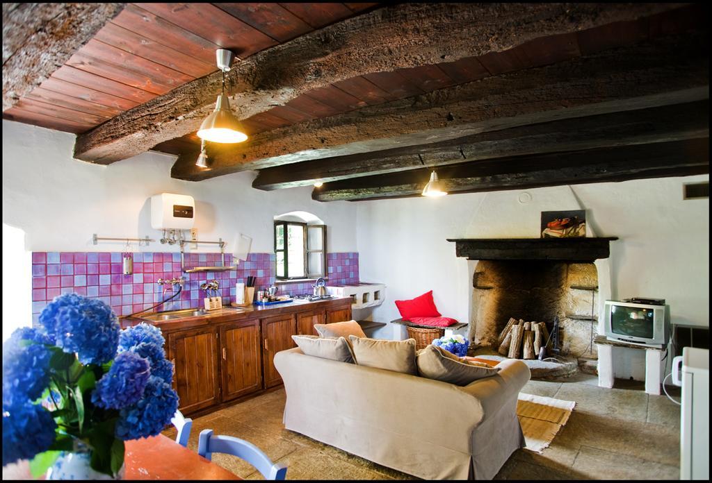 Agriturismo Famiglia Al Castello Di Bagnolo Bagnolo Piemonte 객실 사진