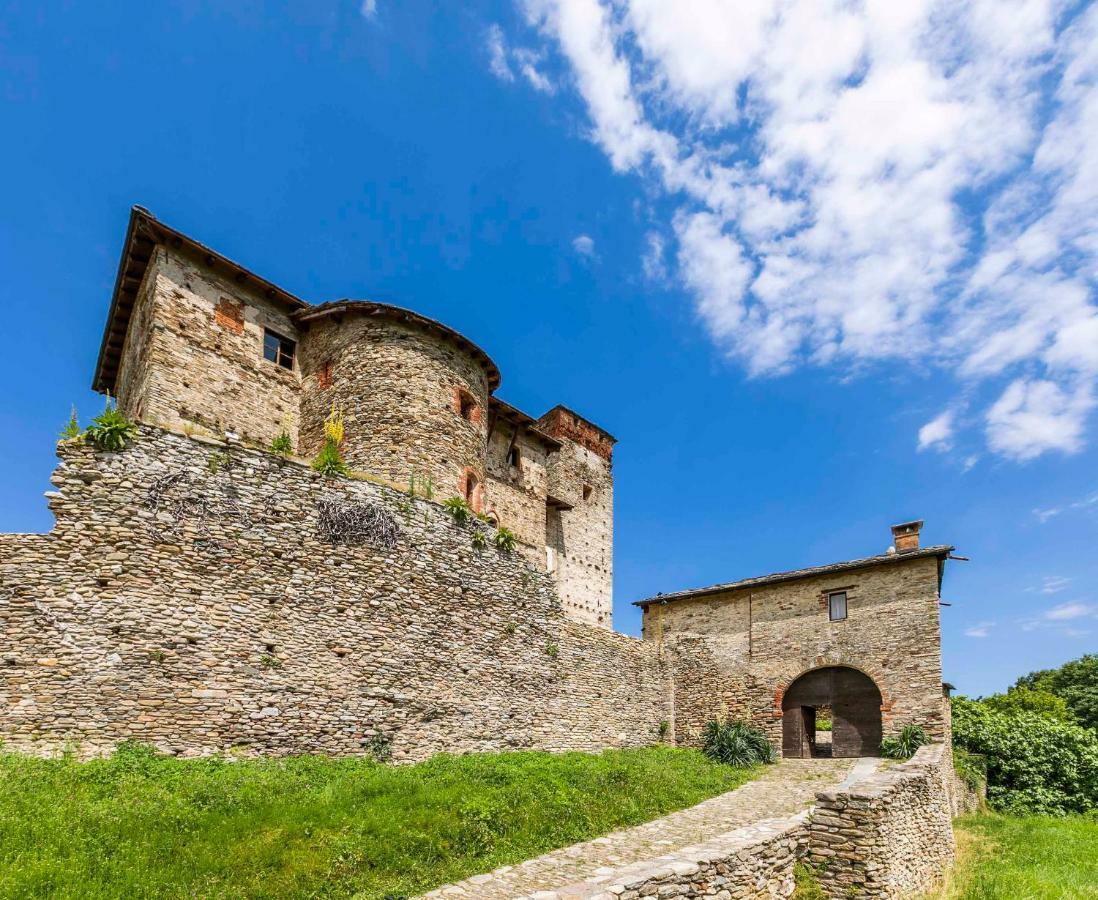 Agriturismo Famiglia Al Castello Di Bagnolo Bagnolo Piemonte 외부 사진