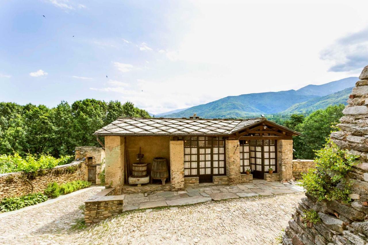 Agriturismo Famiglia Al Castello Di Bagnolo Bagnolo Piemonte 외부 사진