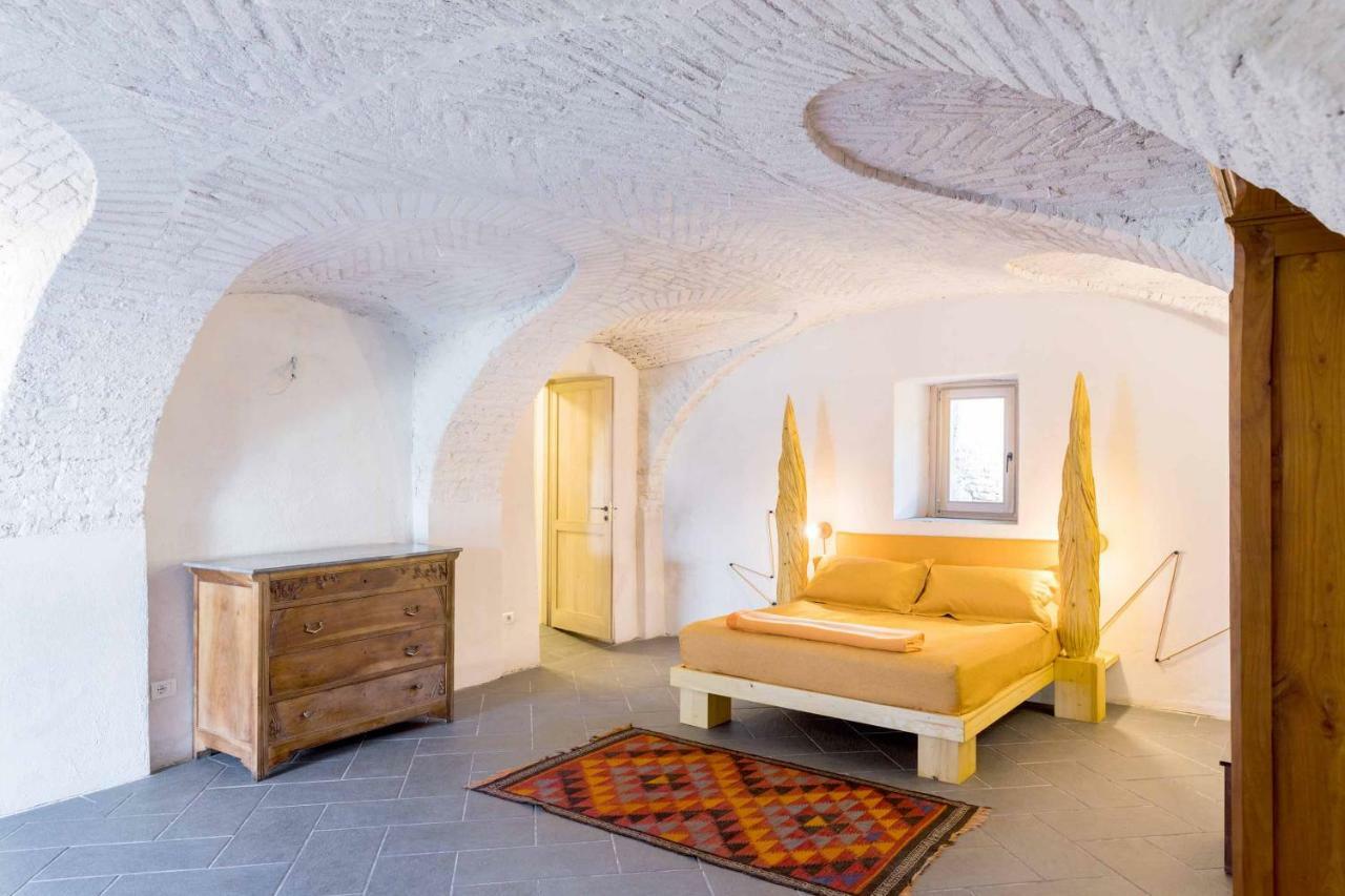 Agriturismo Famiglia Al Castello Di Bagnolo Bagnolo Piemonte 외부 사진